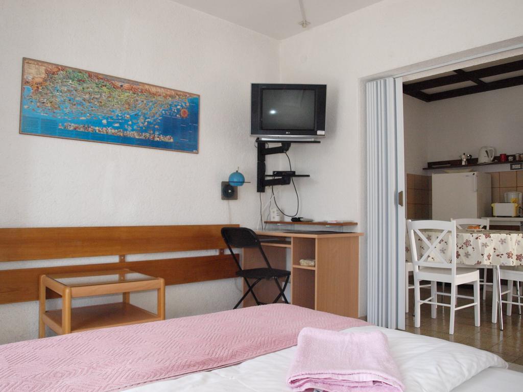 Apartments Villa Materada Donato Porec Ngoại thất bức ảnh